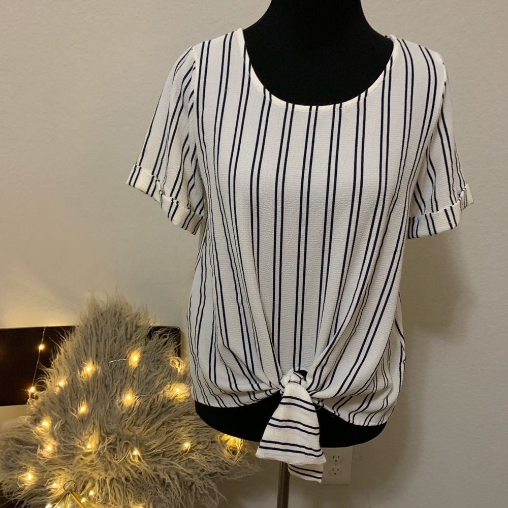 **SOLD** West Kei Top